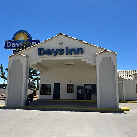Days Inn By Wyndham Kingman West Exteriör bild