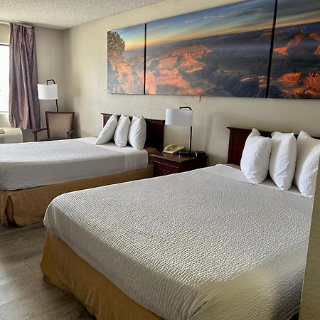 Days Inn By Wyndham Kingman West Exteriör bild
