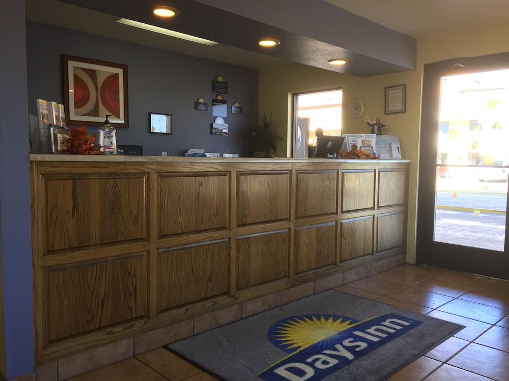 Days Inn By Wyndham Kingman West Exteriör bild