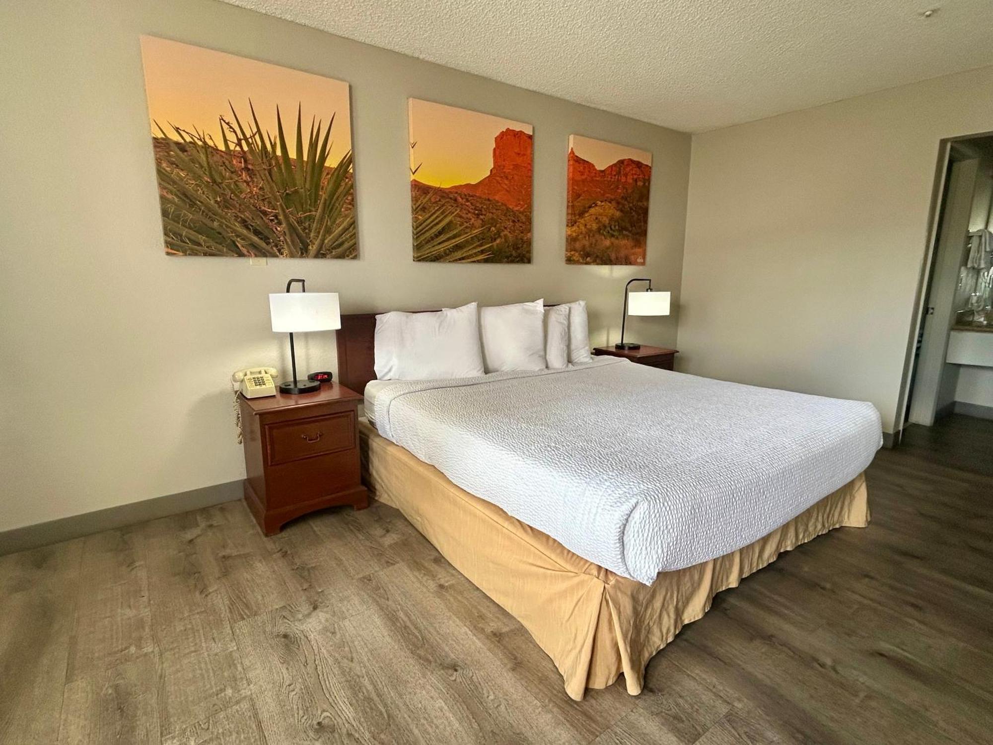 Days Inn By Wyndham Kingman West Exteriör bild